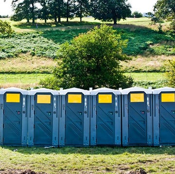 Green, Plant community, Portable toilet, Tree, Land lot, Teal, Restroom, Grassland, Cobalt blue, Shade, green, plant community, portable toilet, tree, land lot, teal, restroom, grassland, cobalt blue, shade,