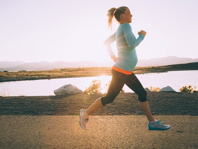 Leg, Human leg, Landscape, Mammal, People in nature, Active pants, Elbow, Knee, Thigh, Bank, 