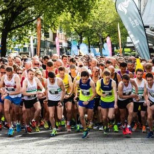 Promotion: JCP Swansea Half Marathon 2016 Hunting for a PB? Sign up to the flat, fast JCP Swansea Half Marathon!