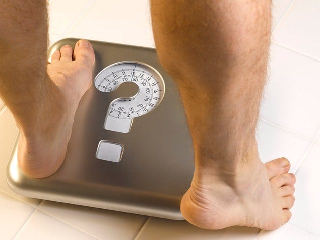 Skin, Human leg, Toe, Joint, Barefoot, Wrist, Foot, Tan, Scale, Comfort, 