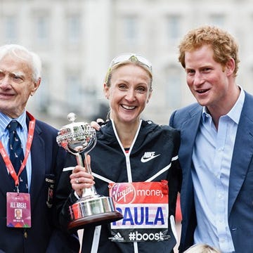 Smile, Trophy, Award, Award ceremony, Championship, Tie, White-collar worker, Blond, Barware, Medal, Smile, Trophy, Award, Award ceremony, Championship, Tie, White-collar worker, Blond, Barware, Medal,