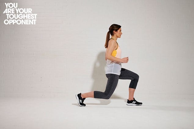Human leg, Shoulder, Elbow, Standing, Style, T-shirt, Knee, Wrist, Active pants, Calf, 