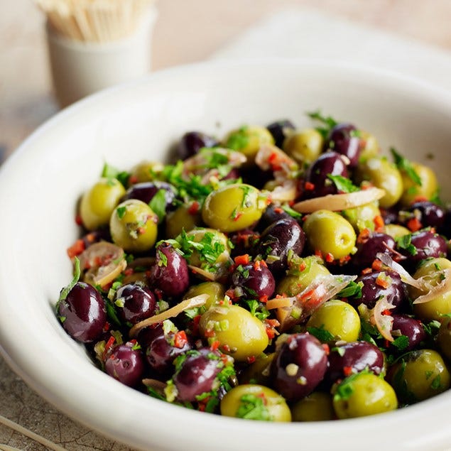 Food, Produce, Dishware, Vegetable, Serveware, Dish, Recipe, Ingredient, Whole food, Olive, 