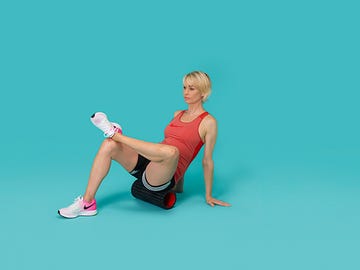 Human leg, Elbow, Joint, Wrist, Knee, Calf, Foot, Thigh, Slipper, Ankle, 