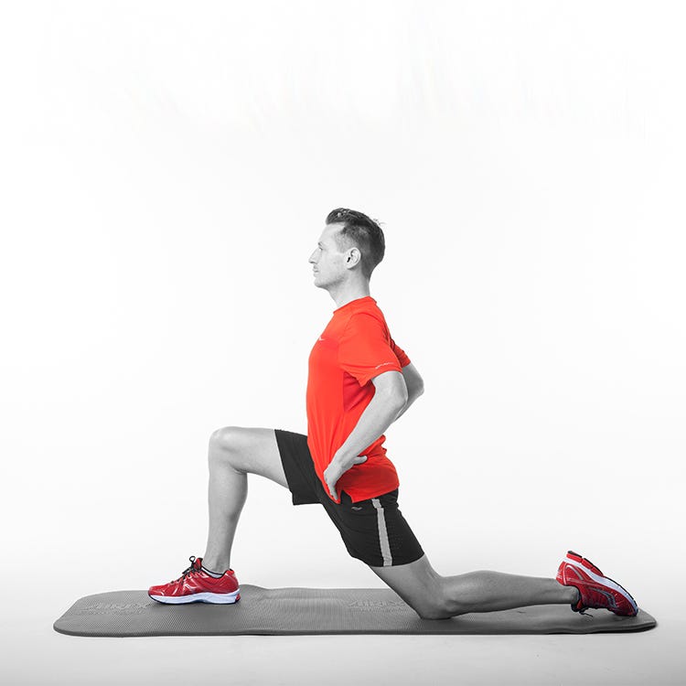Human leg, Elbow, Joint, Standing, Sportswear, Active pants, Knee, Exercise, Physical fitness, Calf, 