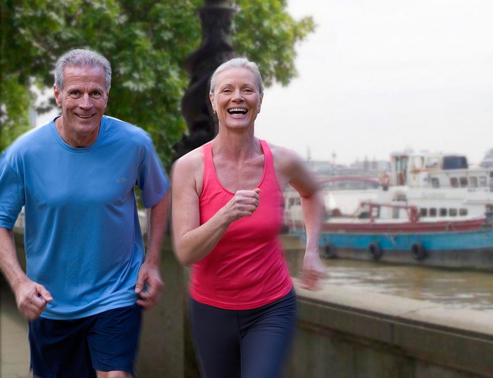 Smile, Happy, Watercraft, Leisure, Waist, Travel, Active pants, Boat, sweatpant, Laugh, 