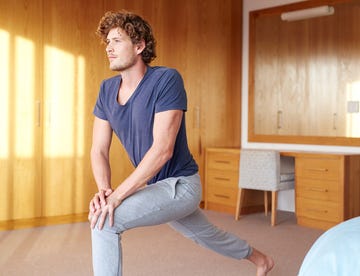 Sitting, Shoulder, Standing, Leg, Knee, Joint, Neck, Arm, Jeans, Stomach, 