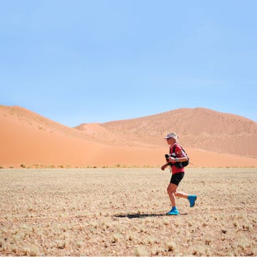 Sand, Natural environment, Desert, Sky, Running, Ultramarathon, Aeolian landform, Long-distance running, Landscape, Recreation, 