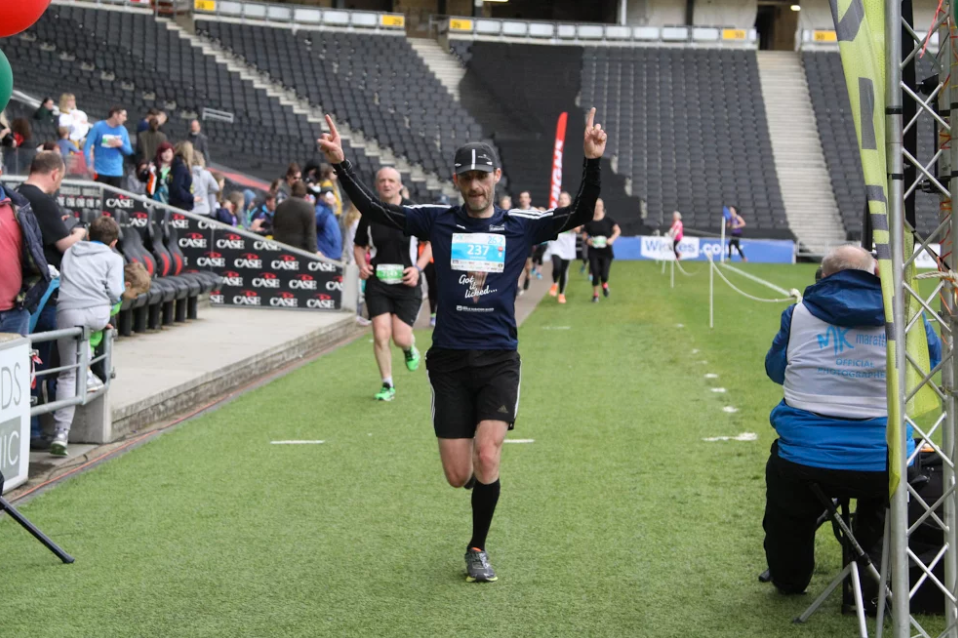 Sports, Player, Championship, Team sport, Stadium, Sports equipment, Competition event, Team, Sport venue, Running, 