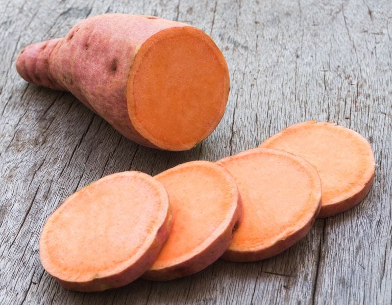 Sweet potato, Food, Root vegetable, Wood, Vegetable, Carrot, Cuisine, Cervelat, Dish, 