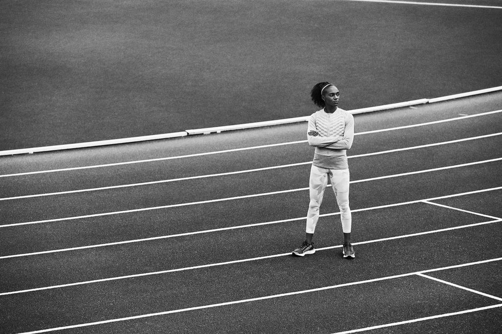 Line, Standing, Running, Sport venue, Black-and-white, Sprint, Track and field athletics, Recreation, Athletics, Individual sports, 