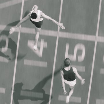 Human leg, Elbow, Sportswear, Knee, Jumping, Sports, Photography, Physical fitness, Acrobatics, Monochrome, Human leg, Elbow, Sportswear, Knee, Jumping, Sports, Photography, Physical fitness, Acrobatics, Monochrome,