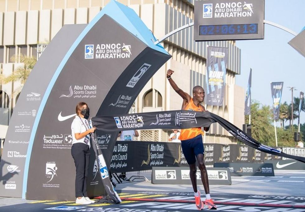 Il vincitore della Adnoc Abu Dhabi Marathon, Titus Ekiru