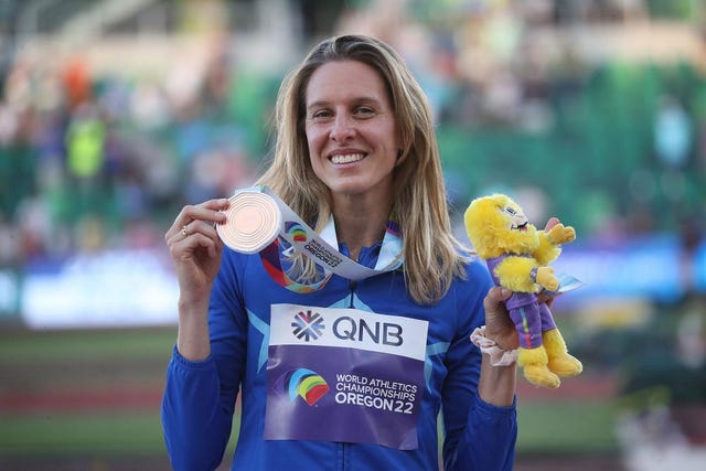 Elena Vallortigara ( )