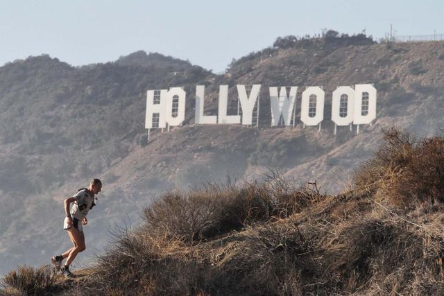 Marco Olmo in azione sulle colline di Hollywood ( )