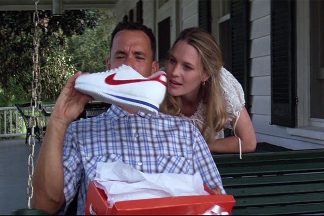 La Nike Cortez, tornata alla ribalta negli ultimi mesi come scarpa fashion, ma già ai piedi di Forrest Gump