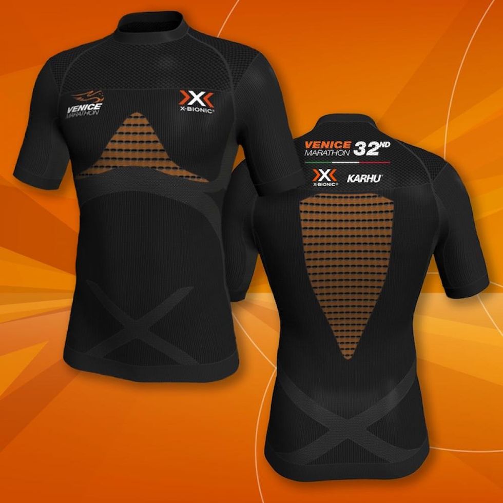La nuova maglia Energizer® MK2 Light Man Shirt Short SI di X-BIONIC in regalo a tutti i partecipanti della Venice Marathon