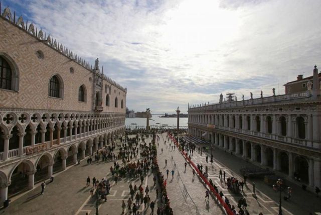 Quasi 6000 gli iscritti alla 32° edizione della Venice Marathon