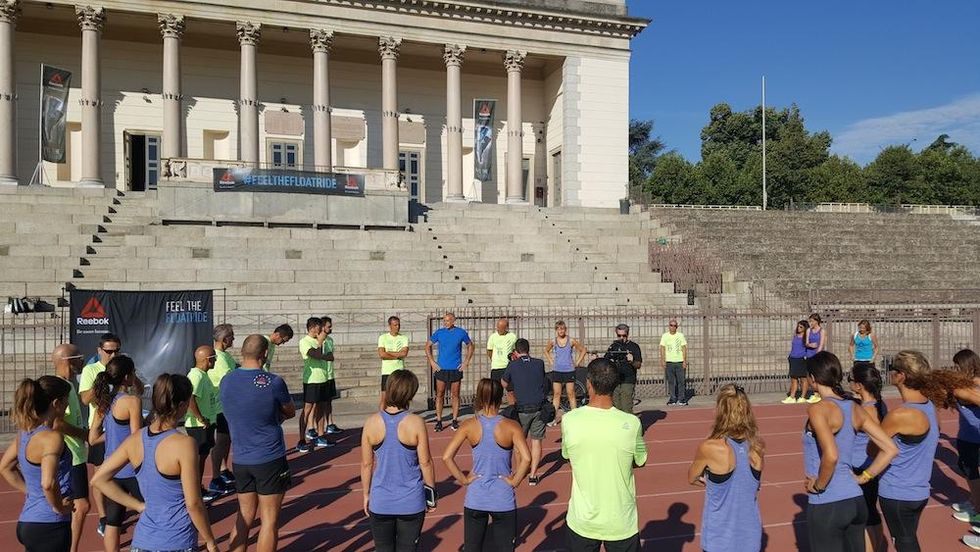 Un momento dell'allenamento collettivo per provare le Reebok Floatride