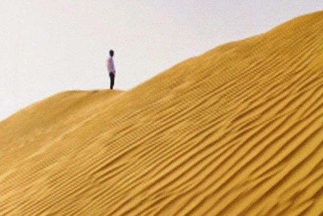 250 chilometri di emozioni è la storia di una maratona estrema sulle sabbie del Sahara