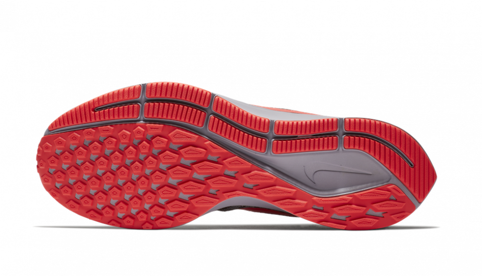 La nuova Nike Air Zoom Pegasus 35, la suola con tassellatura waffle