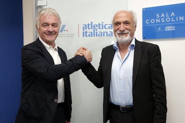 Il DT Antonio La Torre e il presidente FIDAL Alfio Giomi ( )
