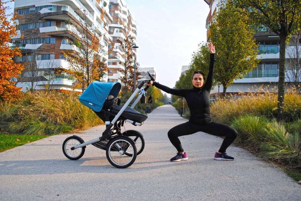 4) PLIE' SQUAT 10-15 ripetizioni