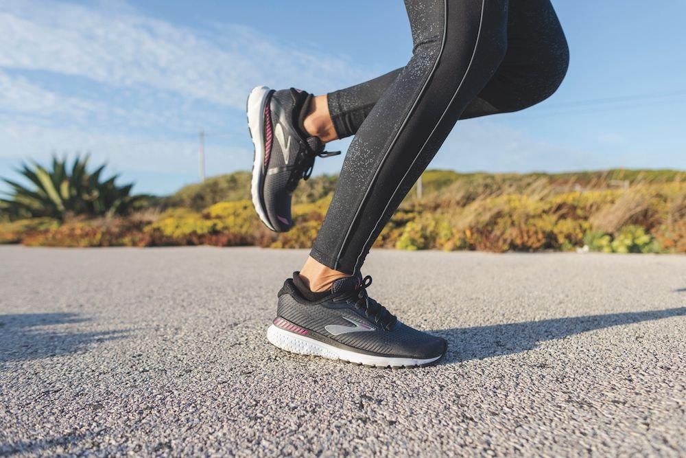 Adrenaline Gts 20. La scarpa da running di Brooks mette il pilota automatico