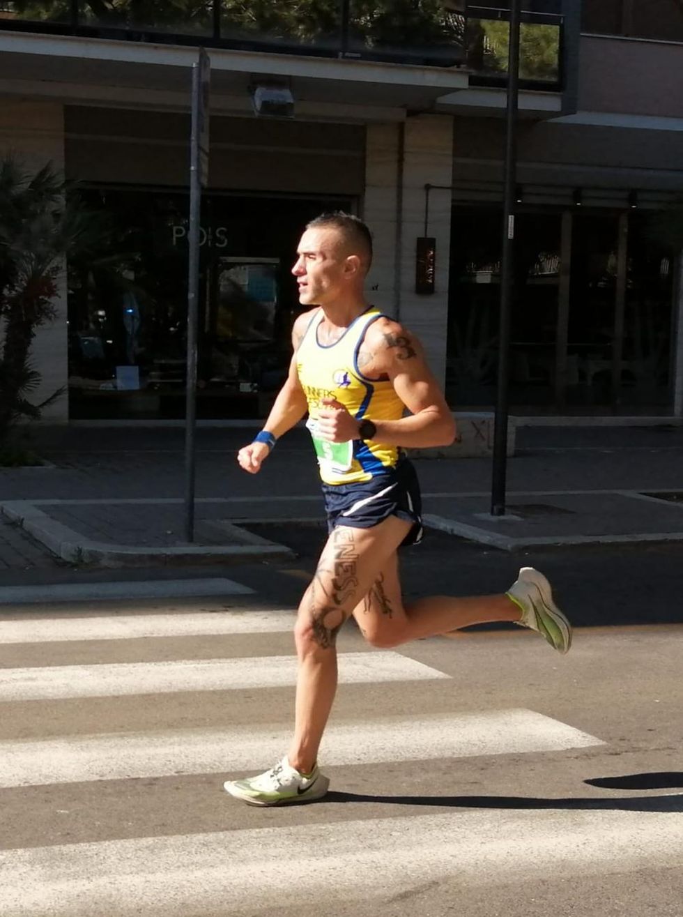 Nino Di Francesco, sospeso per uso di sostanze non consentite, durante la Maratona di Pescara.