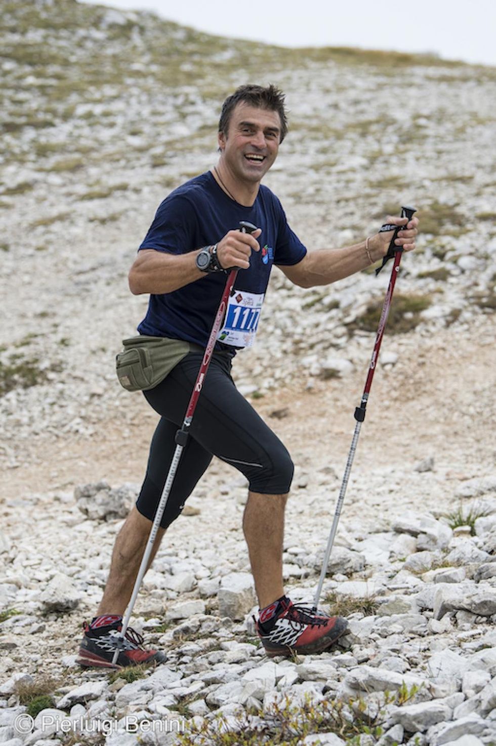 Kristian Ghedina in azione nel trail corto di 22 km per 1300 metri di dislivello - Foto di Pierluigi Benini