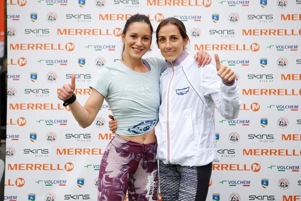 Inferno Run 2017 Cenaia: la vincitrice assoluta Diana Maria Hartan con Rocio Rodriguez