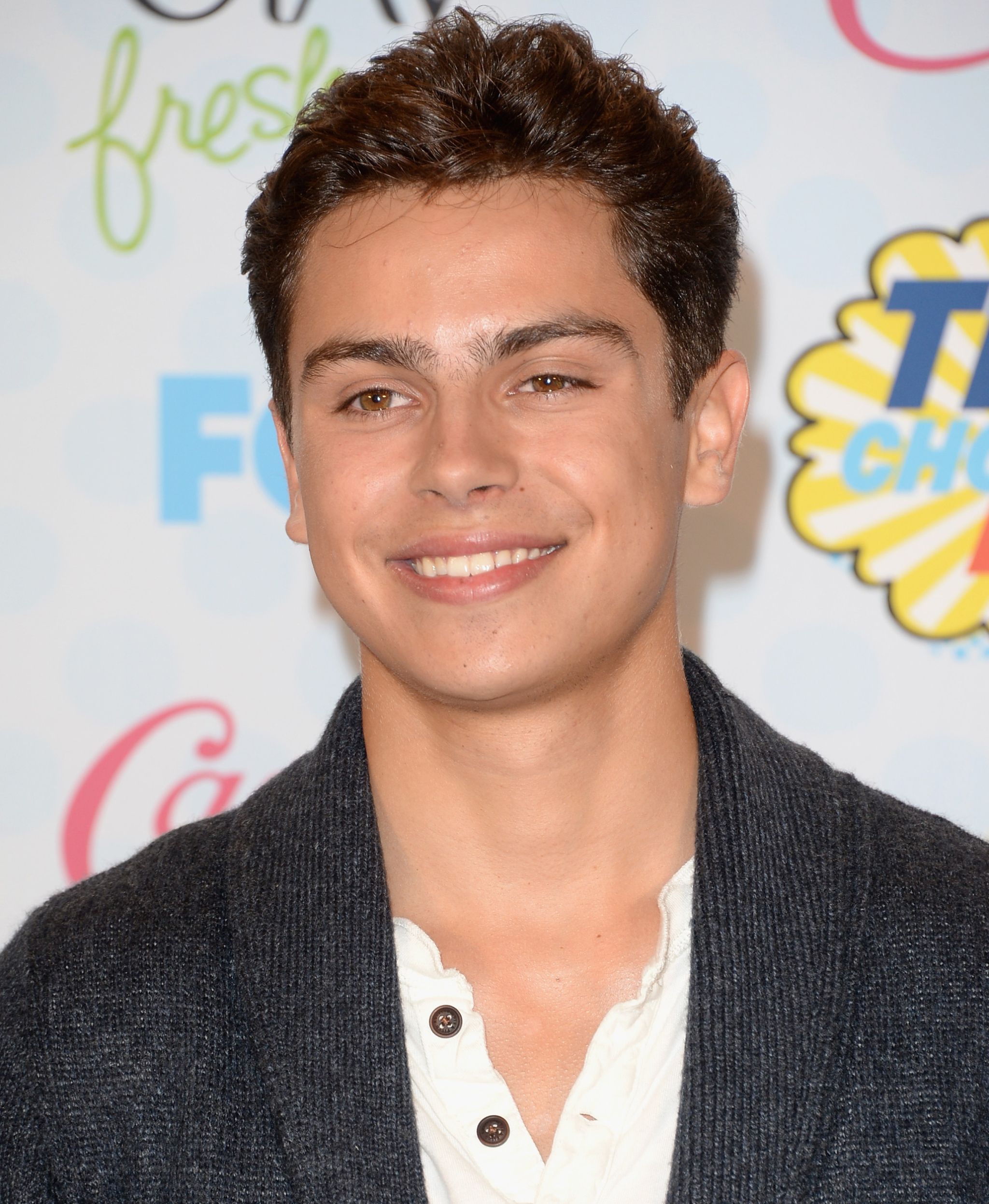 Jake T. Austin huckleberry finn