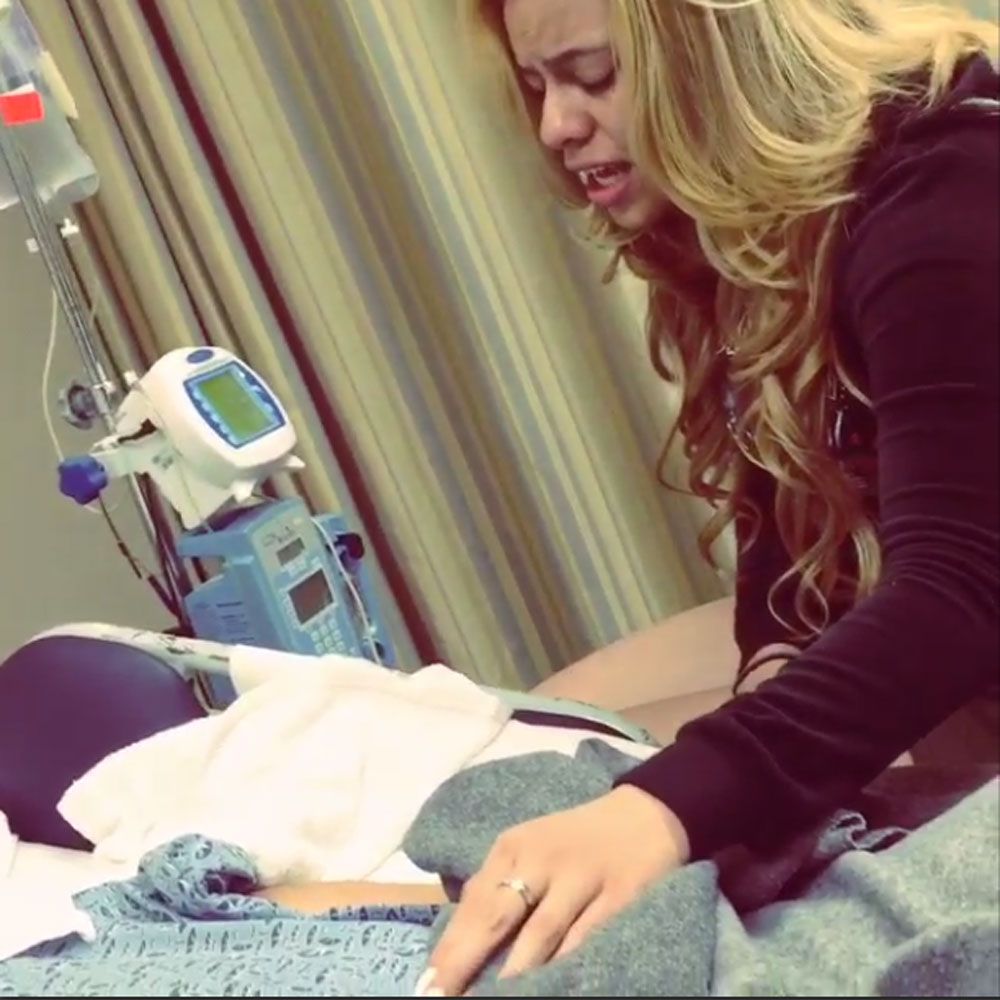 5h S Dinah Jane Hansen Singing To Her Dying Great Grandmother Will Make You Cry All The Tears