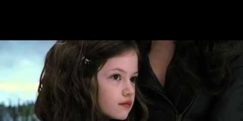 These New Pics Of Renesmee From Twilight Are Definitive Proof She May Actually Be A Vampire Irl