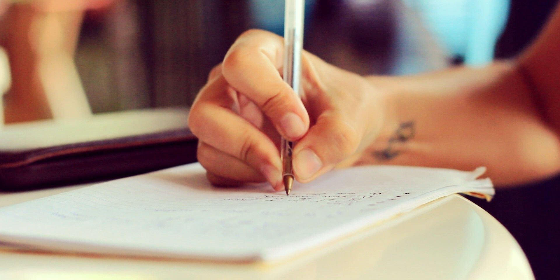 Alert: Eminem Has Flawless Handwriting