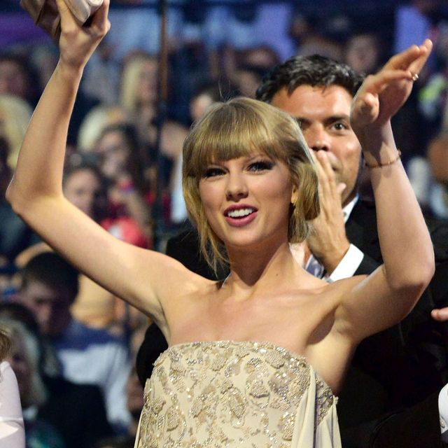 Taylor Swift Dancing