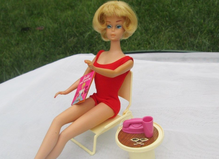 Barbie Silkstone 1961 Bubble Cut Barbie doll - YouLoveIt.com