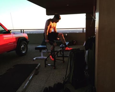 Zac Efron Working Out Shirtless