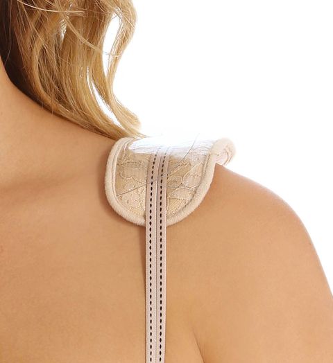 Shoulder, Neck, Ear, Blond, Fashion accessory, Joint, Jewellery, Necklace, Chain, Human body, 
