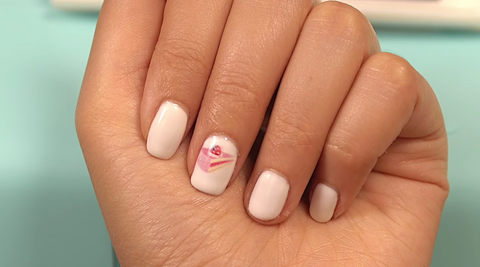 This Amazing Tool Will Print Your Photos Onto Nails In 5 Seconds Image