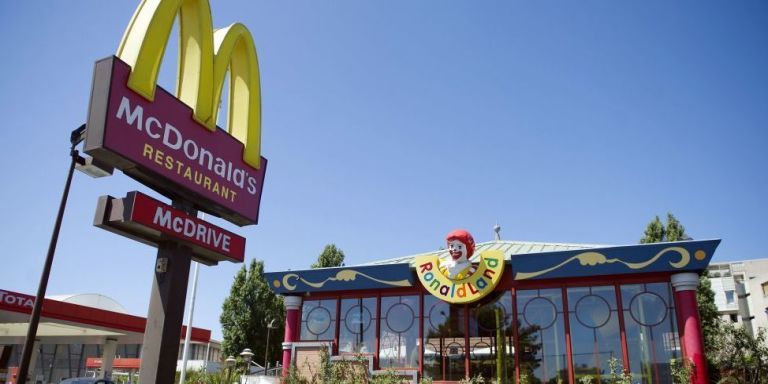 10 Things Your McDonald's Drive-Thru Worker Really Wants ...