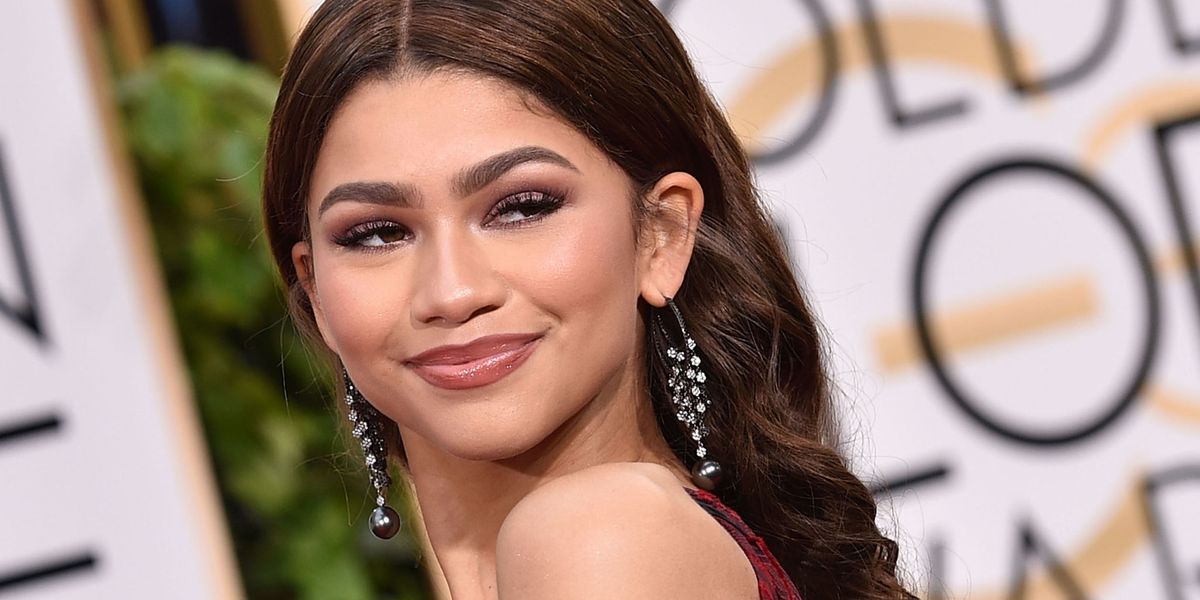 Here's Exactly How To Get Zendaya's Grammys Makeup That She Did Herself