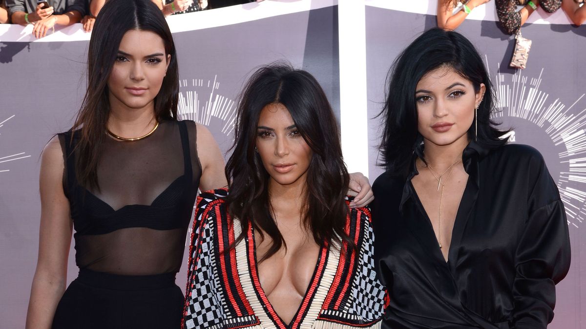 Kylie Jenner Finally Achieves Goal of Looking EXACTLY Like Her Big Sister  Kim Kardashian