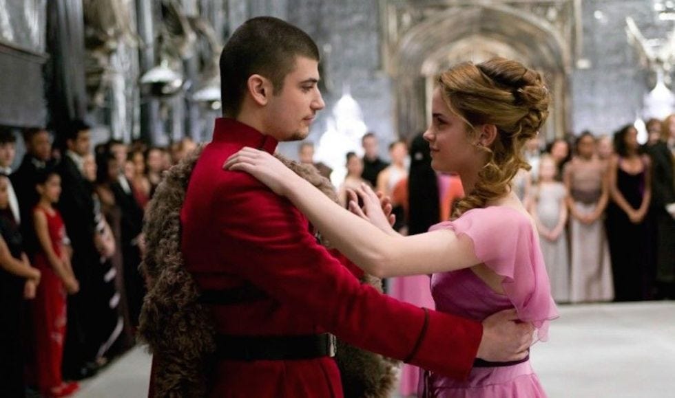 Harry Potter Fans Get Ready To Attend An Actual Real Life Yule Ball Harry Potter Fans Get Ready To Attend An Actual Real Life Yule Ball
