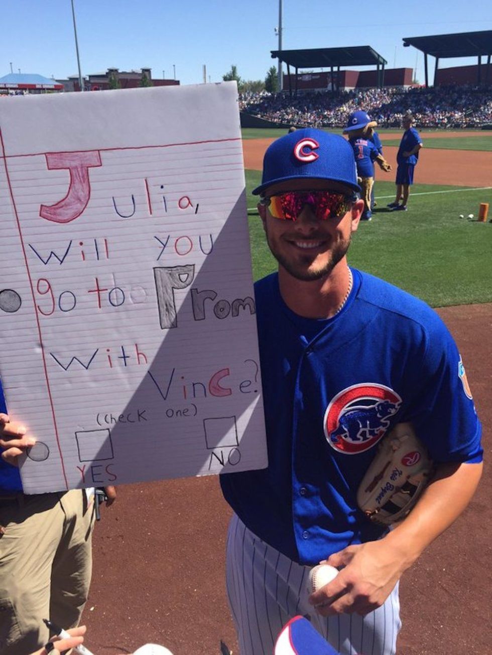 a-pro-baseball-player-made-this-couple-s-promposal-go-viral