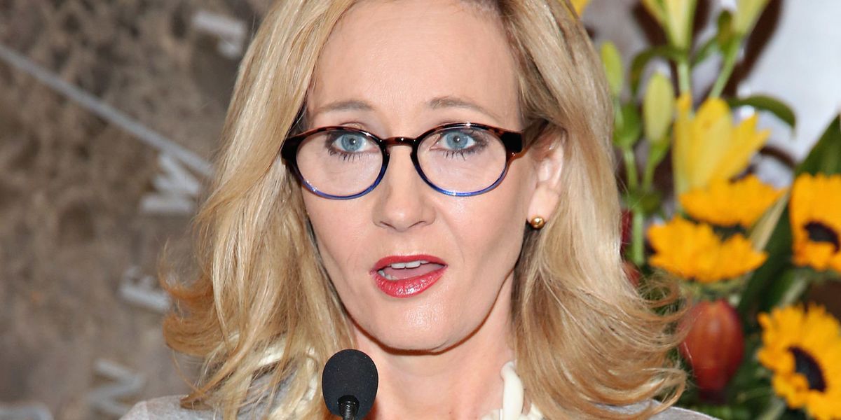 People Are Still Trying To Convince J K Rowling The Dumbledore Fan