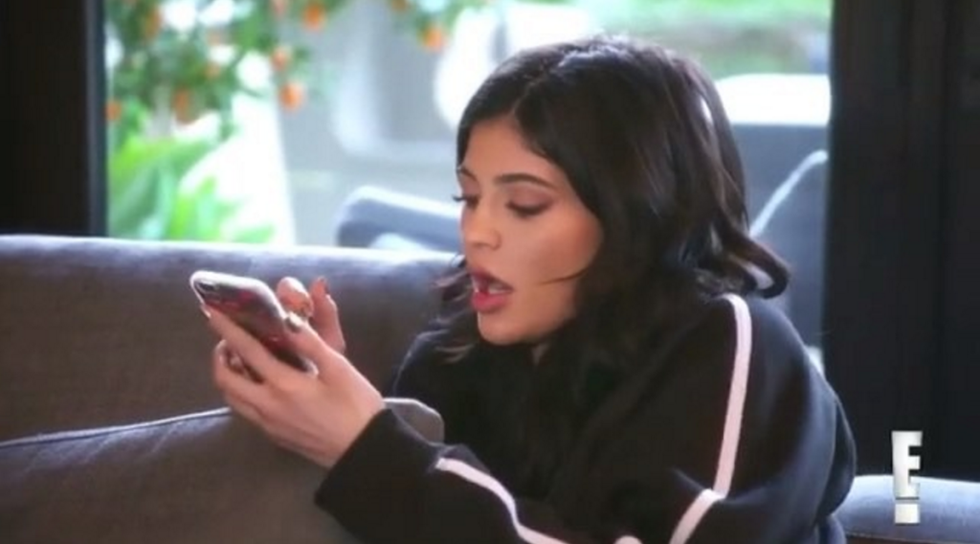 Kylie Jenner Perfectly Reacts To Pregnancy Rumors In Deleted Keeping Up With The Kardashians Scene 