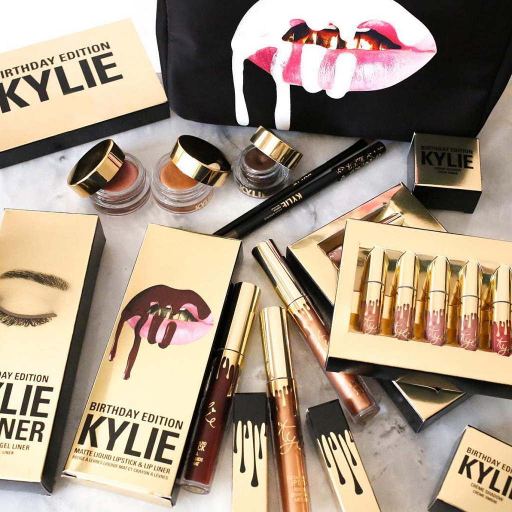 Kylie Cosmetics カイリーコスメティクス バースデーコレクション