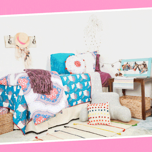 Room, Textile, Furniture, Cushion, Interior design, Pillow, Pink, Throw pillow, Turquoise, Linens, 