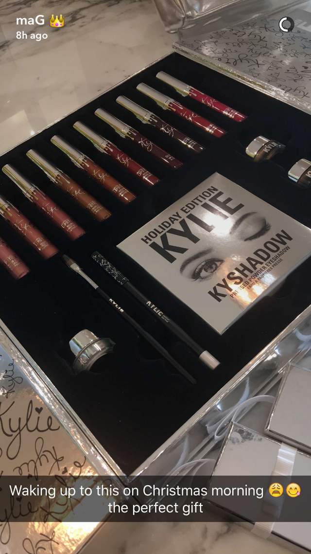 Kylie Cosmetics Makeup Vault - Kylie Jenner Holiday Beauty Collection